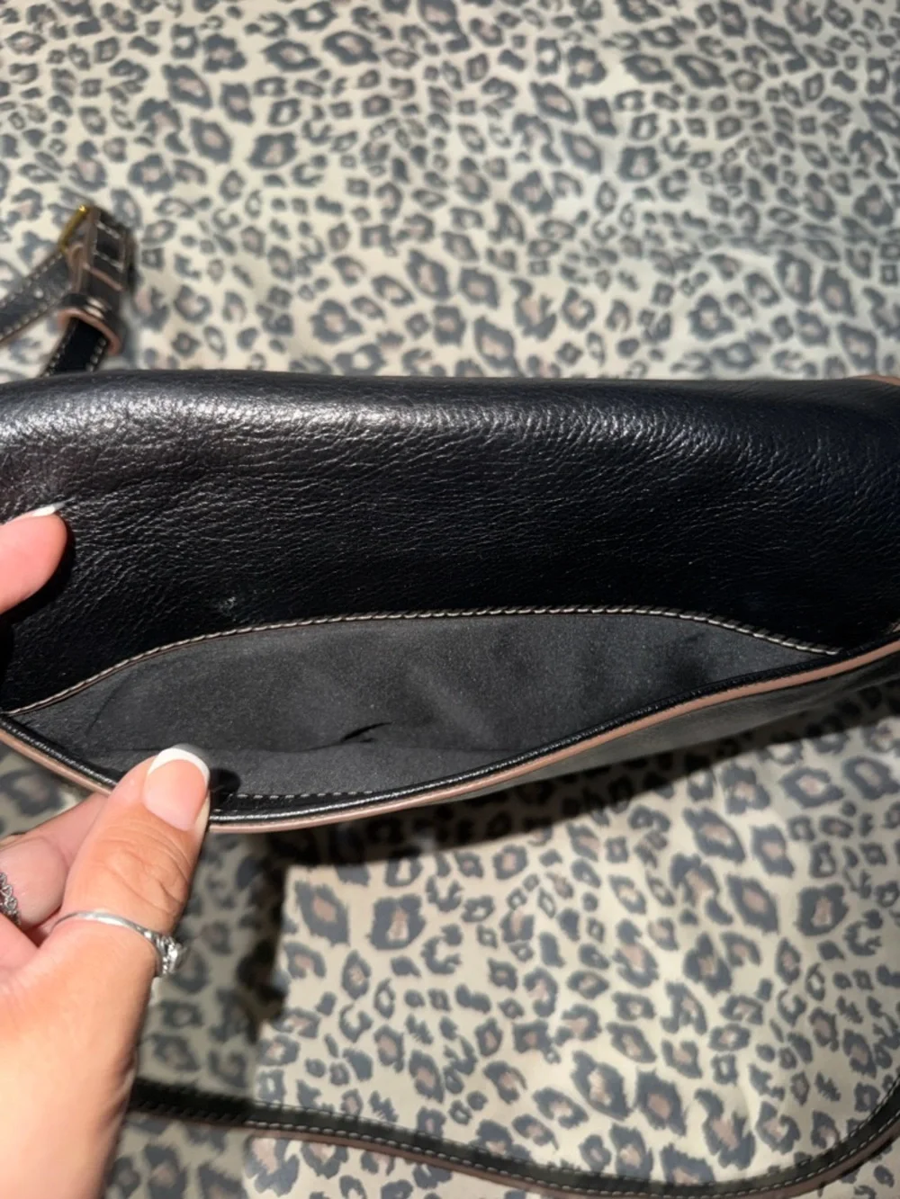 Fossil ainsley flap